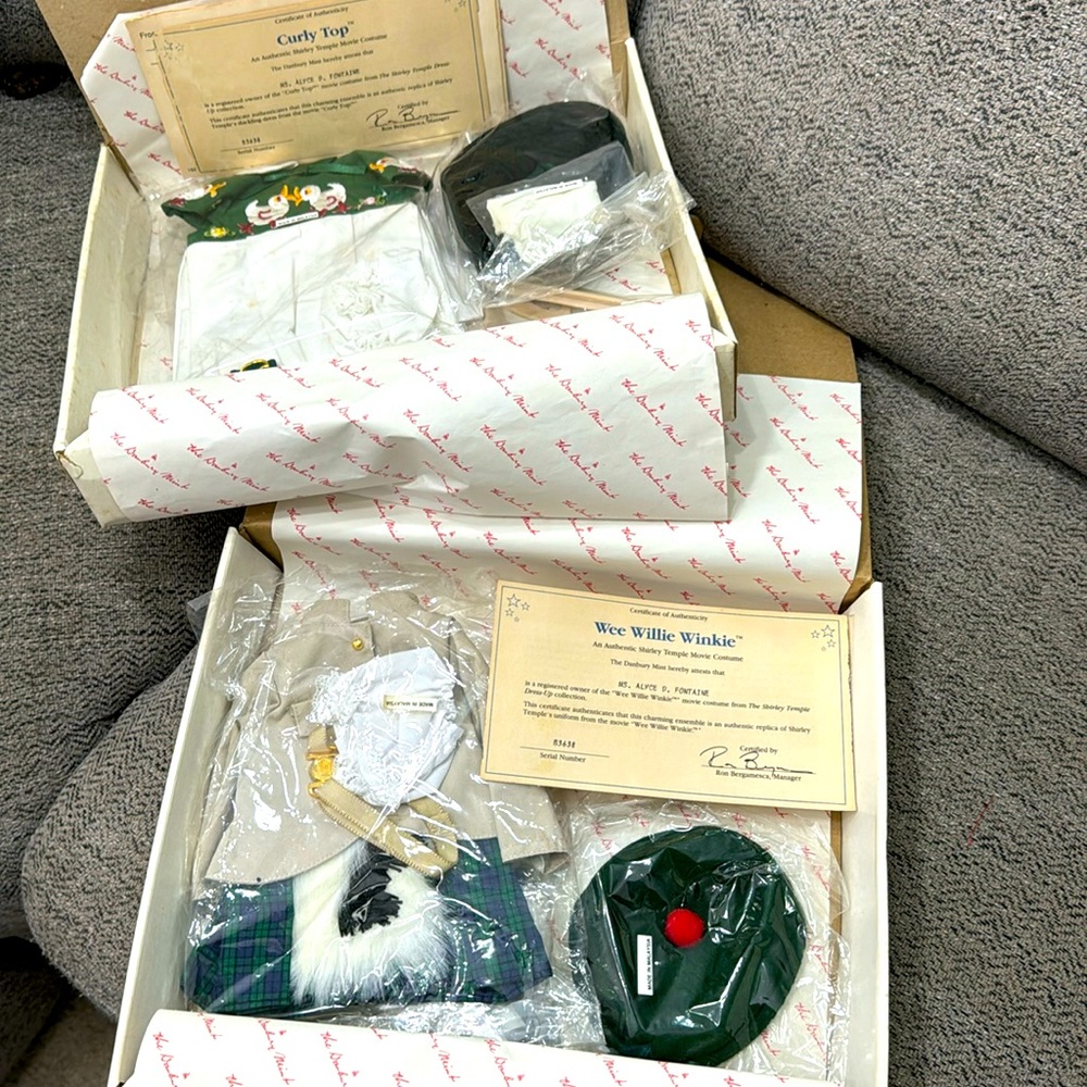 Danbury Mint The Shirley Temple Red Dress Up Doll Curly Top & Wee Willie Winkie